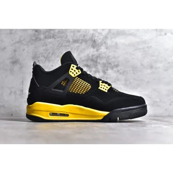 Air Jordan 4 Retro "Thunder"