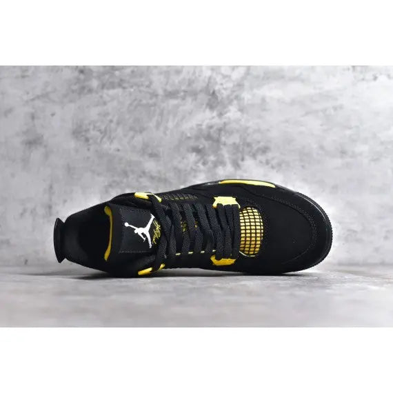 Air Jordan 4 Retro "Thunder"