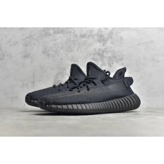Adidas Yeezy Boost 350 V2 "Onyx" — Triple Black